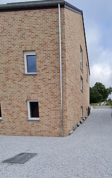 Villa Meubles De Vacances Gite 3 Cles - Les Fres, 4 A 6 Personnes Avec Une Borne Electrique Recharge Voiture Publique Accessible Sur Le Parking Rance Exterior foto