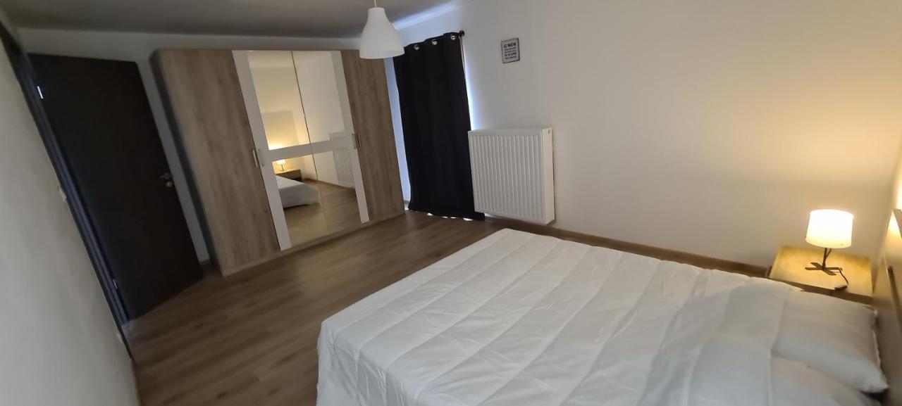 Villa Meubles De Vacances Gite 3 Cles - Les Fres, 4 A 6 Personnes Avec Une Borne Electrique Recharge Voiture Publique Accessible Sur Le Parking Rance Exterior foto